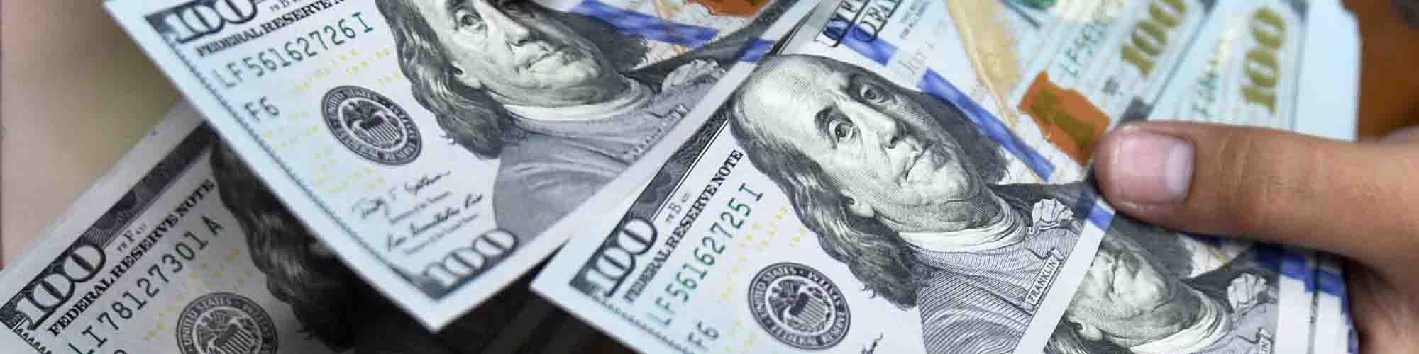 تداوم افت قیمت دلار/ دلار در آستانه ورود به کانال ۵۷ هزار تومان